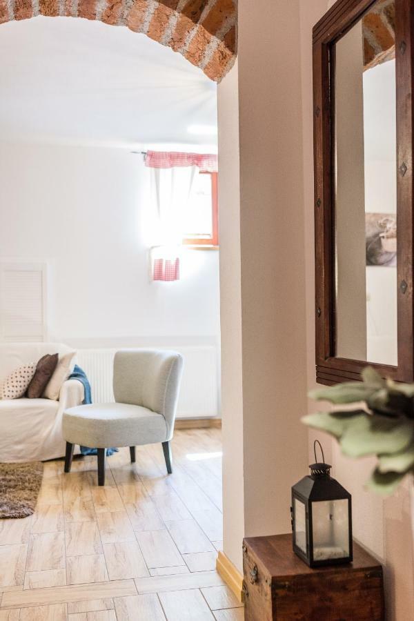 זאדאר Apartments Rensi מראה חיצוני תמונה