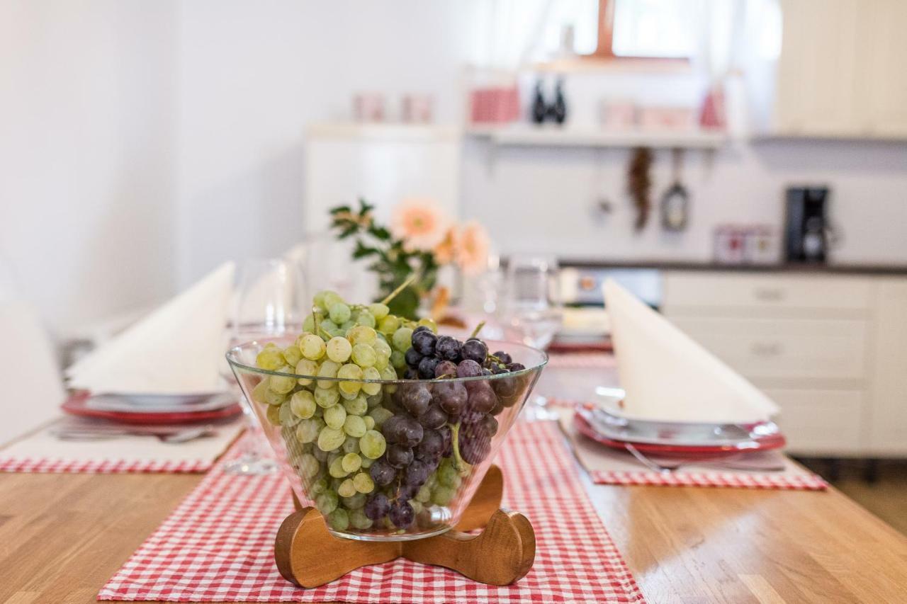 זאדאר Apartments Rensi מראה חיצוני תמונה