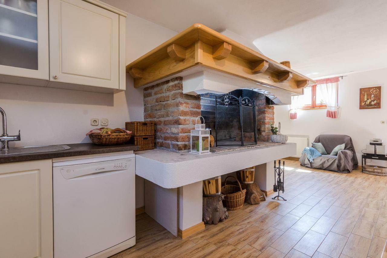 זאדאר Apartments Rensi מראה חיצוני תמונה